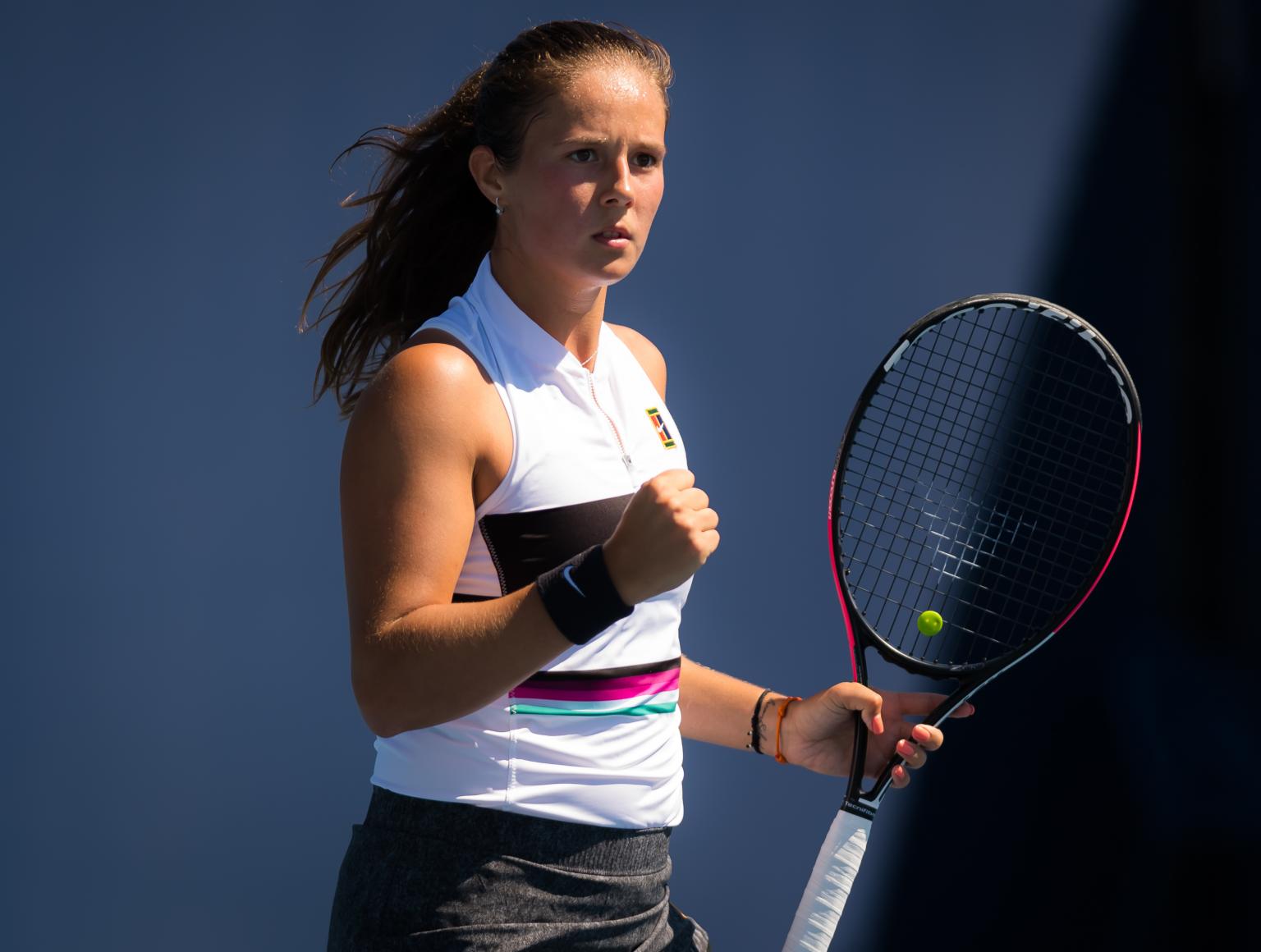 紧张情绪在 紧张情绪在