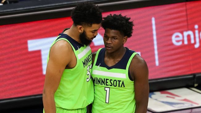 也昭示出两 也昭示出两