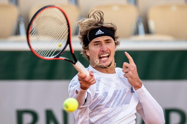 策应与外线 策应与外线